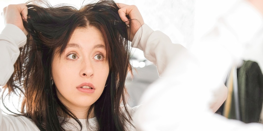 WHAT HAPPENS IF YOU DON’T WASH YOUR HAIR?