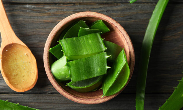 How to Use Aloe Vera for Hair Growth