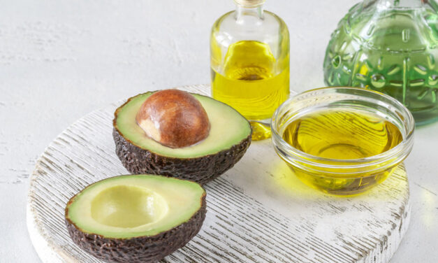 Avocado Oil for Hair: Hair Benefits and How to Use It