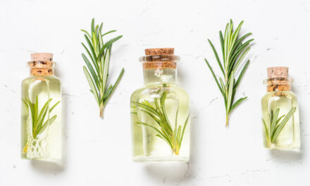 How to Use Rosemary Oil for Hair Growth